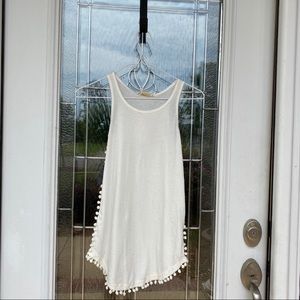 White tank size: 16